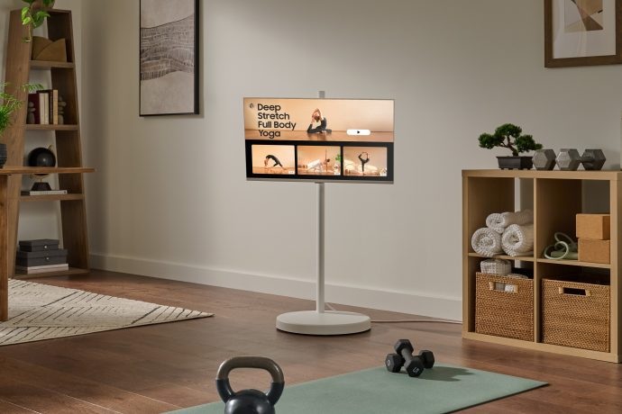 32-дюймовий екран Movingstyle M7