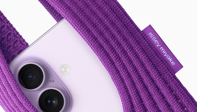 Image of iPhone Pocket - front view