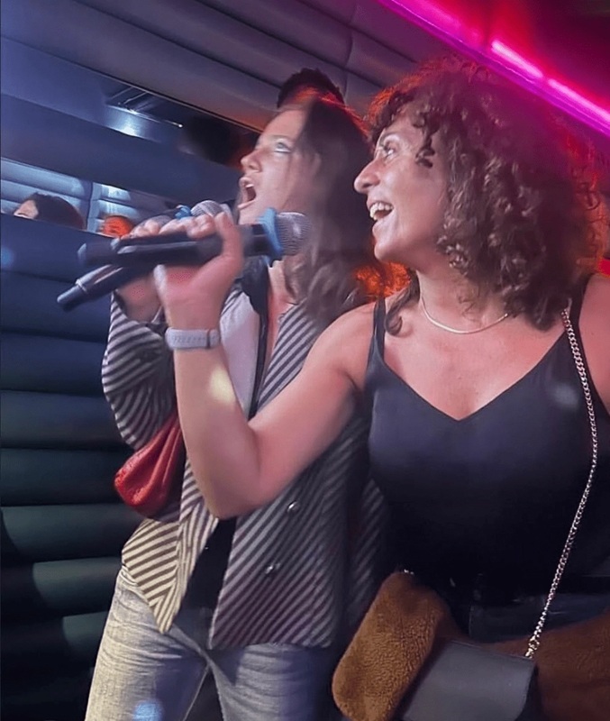 Эмоциональная сцена с актерами