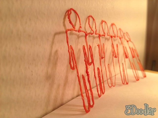 Сегодня на Kickstarter стартовал проект 3Doodler - ручка, которой можно рисовать в пространстве-3