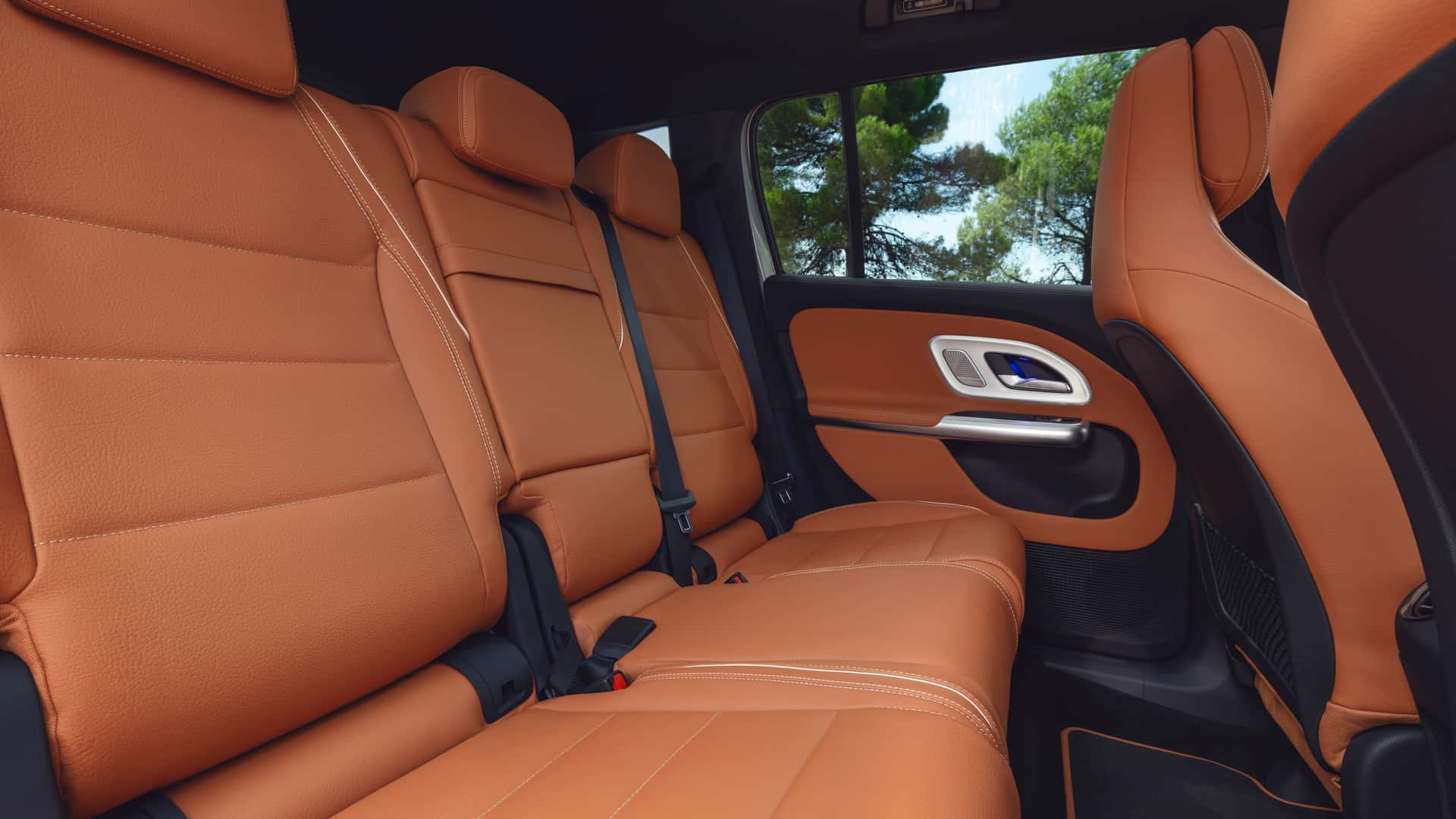 Вид сзади на Mercedes-Benz GLB 2026