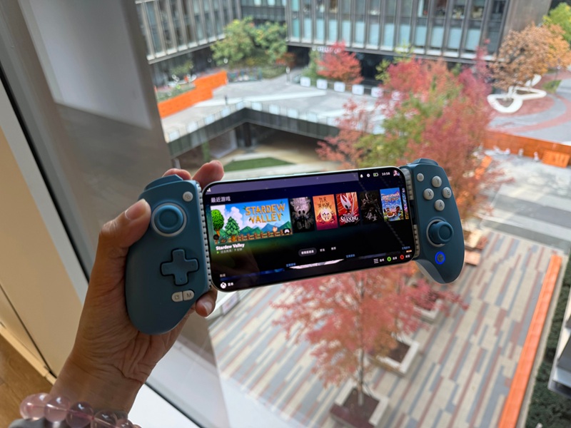 Геймплей гри Hollow Knight на Redmi K90