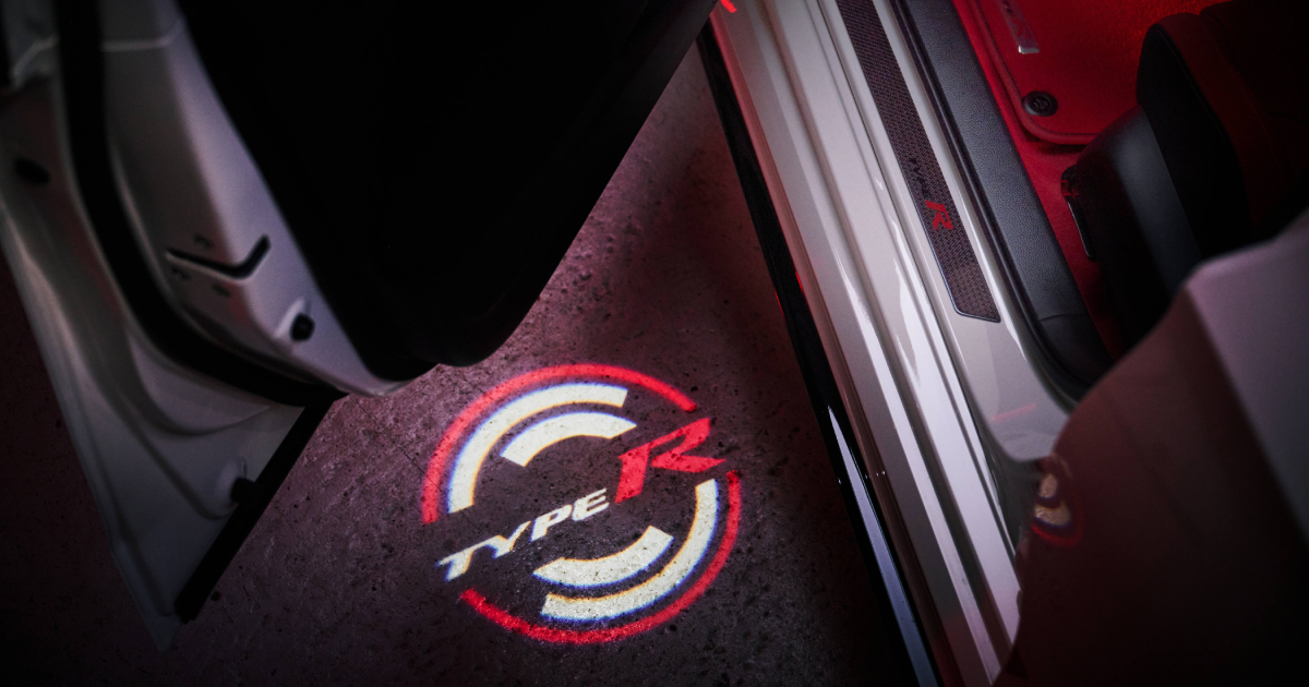 Подарункова коробка з емблемою для власників Honda Civic Type R Ultimate Edition