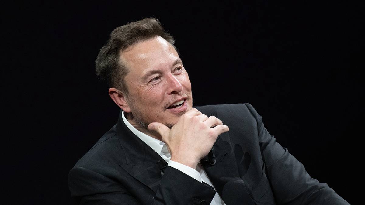 Elon Musk rischia un'enorme multa per non aver rispettato le leggi dell'Unione Europea e le accuse di aver diffuso disinformazione e mancanza di moderazione a X