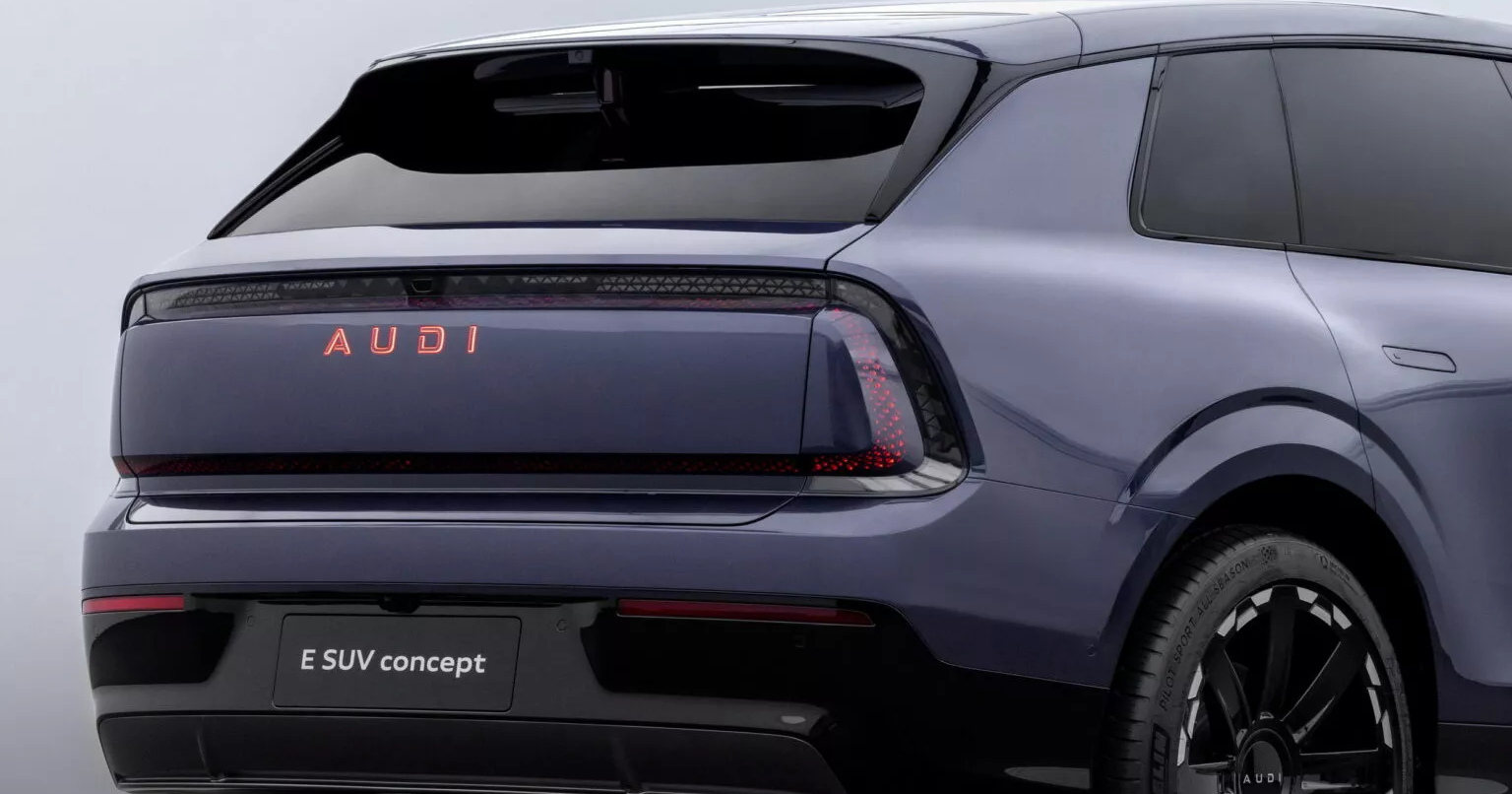 Гальма та колеса AUDI E SUV Concept