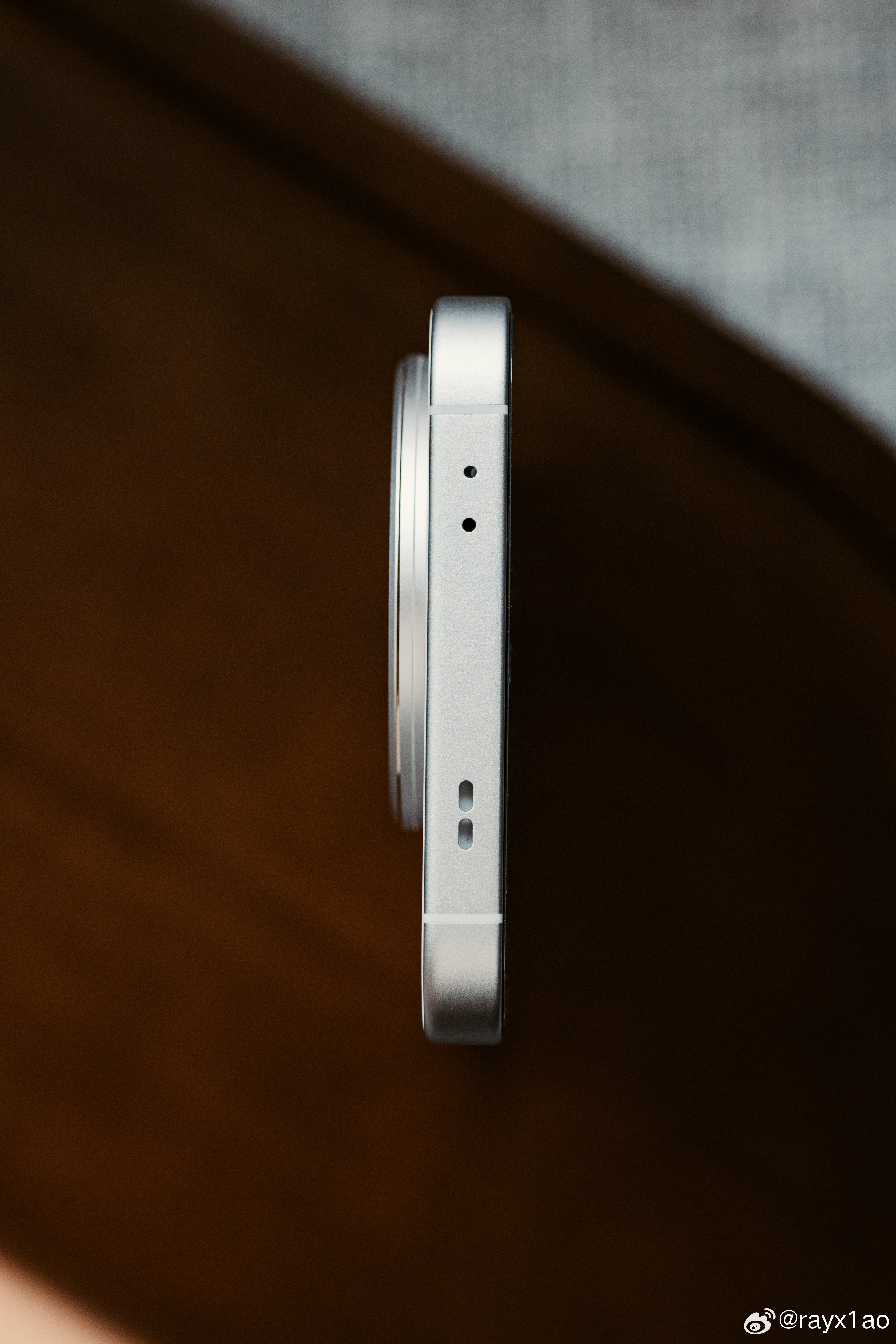 Decorative module styled as 