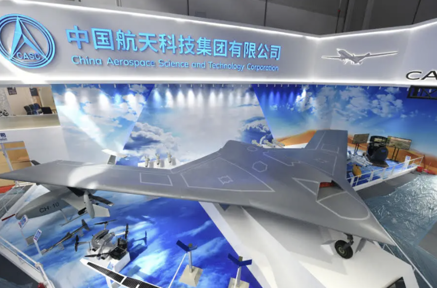 Un mystérieux drone furtif similaire au Northrop Grumman X-47B a été repéré en Chine. Il existe trois versions de ce qu'il pourrait être.-6