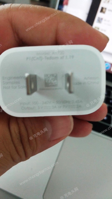 Apple-Charge-Adapter-3.jpg