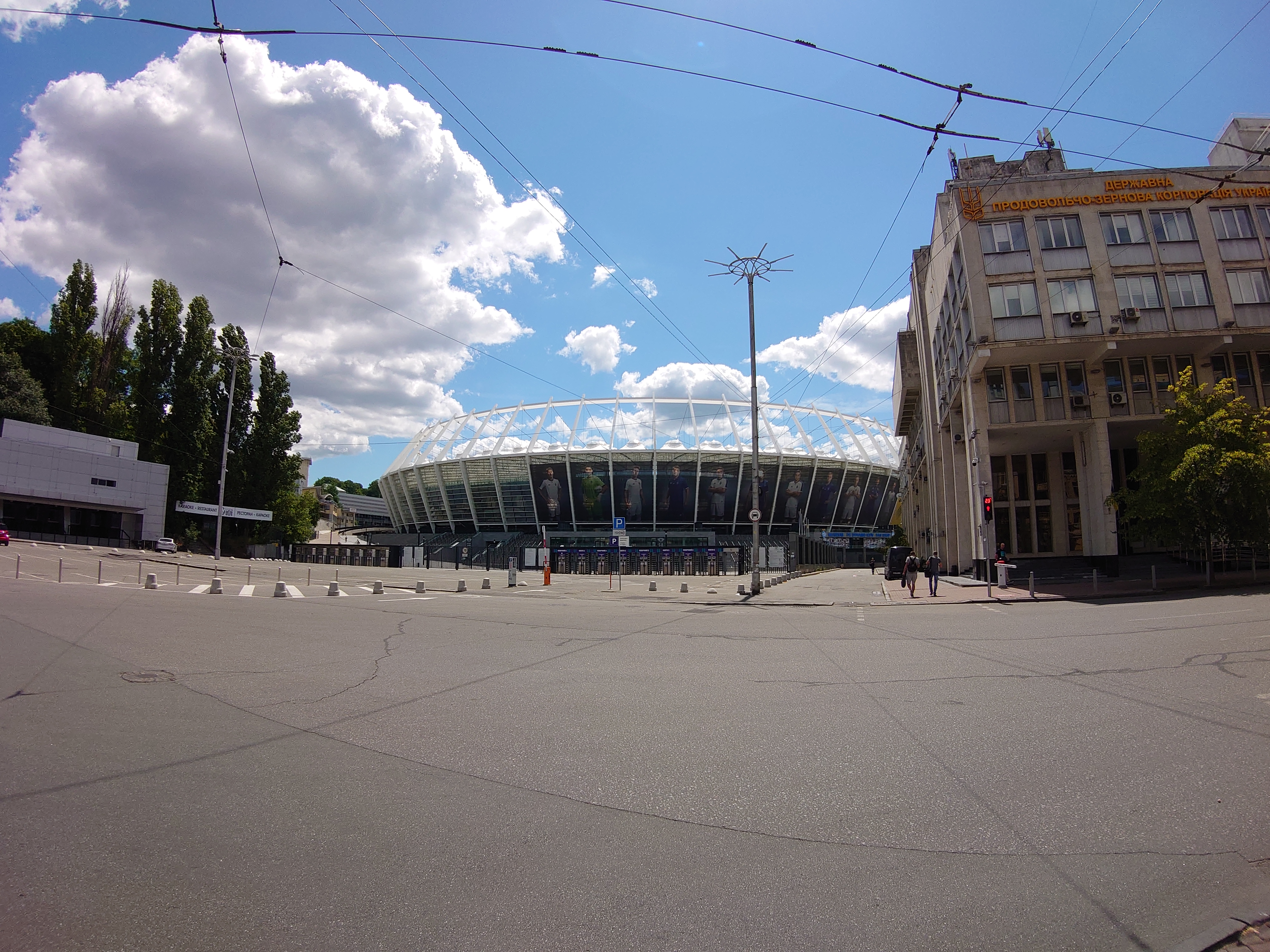 Огляд Sony Xperia 1: "високий" флагман з 4K HDR OLED дисплеєм-340