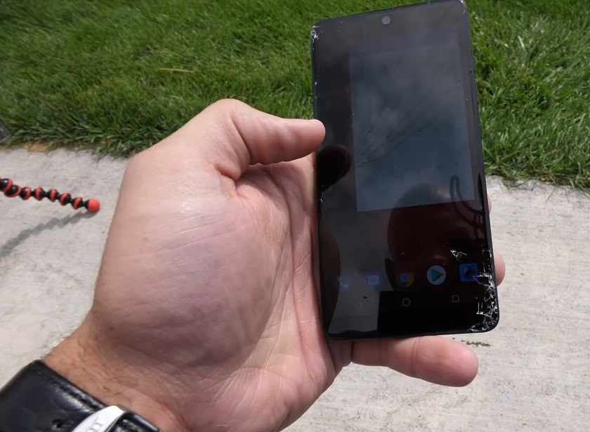 Essential Phone Drop Test -.jpg
