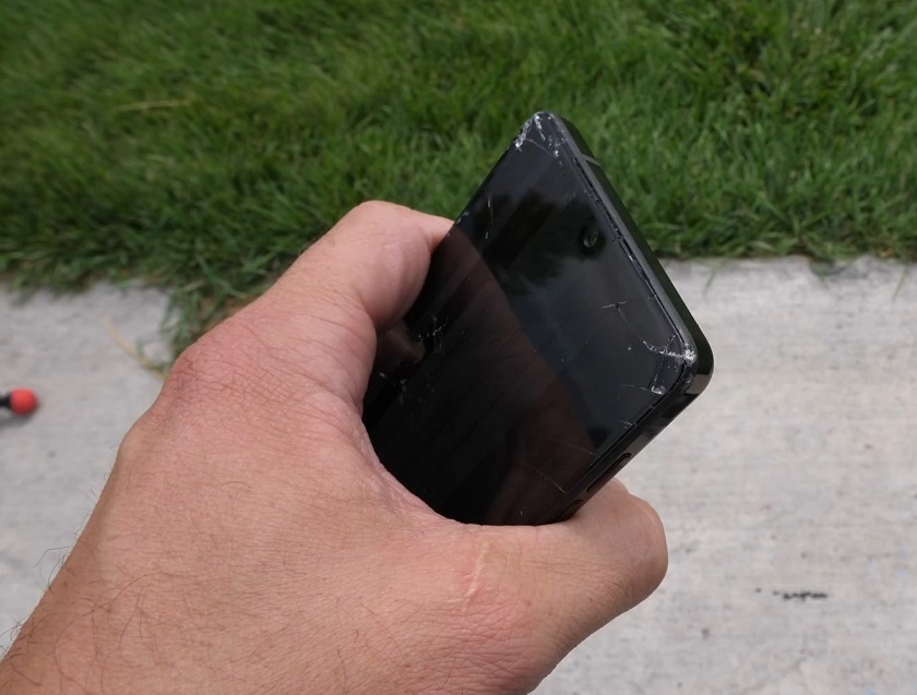 Essential Phone Drop-Test.jpg