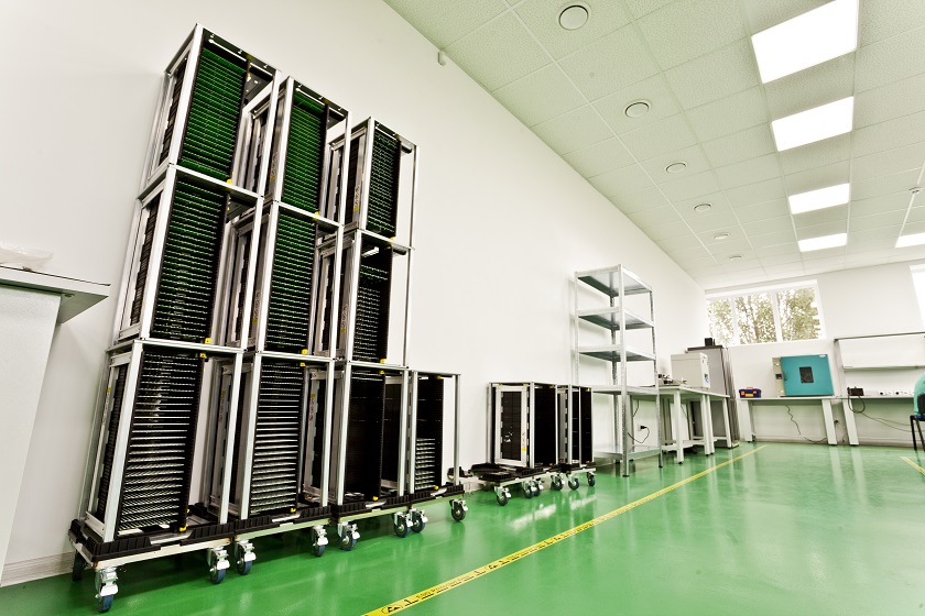 Flylights Factory 4.jpg