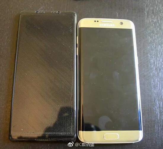 Galaxy-Note-8-dummy-and-Galaxy-S6-Edge-Plus.jpg