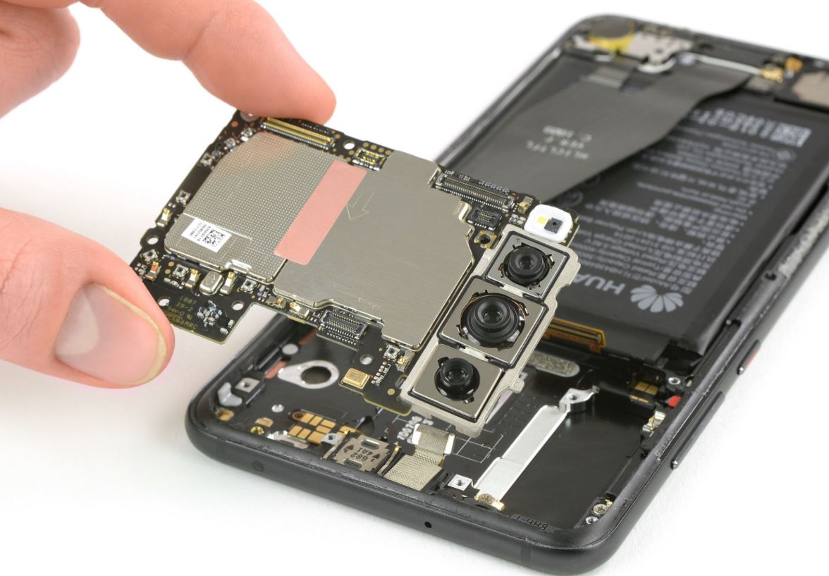 Huaweis P20-Pro ifixit 3.JPG