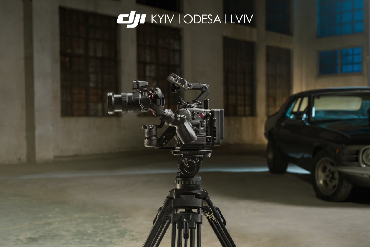 DJI випустила першу в світі кінематографічну камеру з 4-осьовою стабілізацією