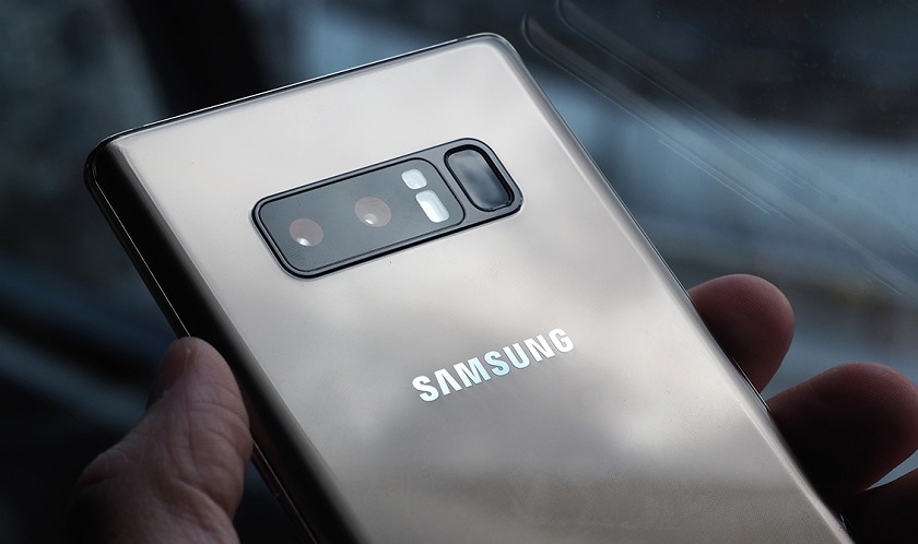 Samsung_Galaxy_S10_variants_to_feature_in-screen_fingerprint_sensor.jpg