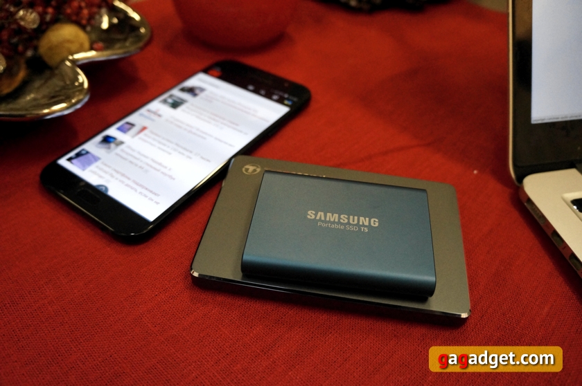 Обзор внешнего SSD Samsung T5: гигабайт за две секунды-8