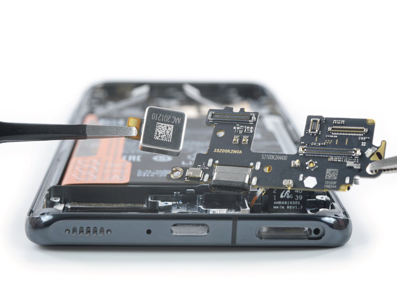 Лучше не ломать: iFixit разобрали Xiaomi Mi 11 и выяснили тяжело ли  отремонтировать смартфон | gagadget.com