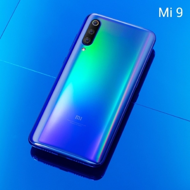 Xiaomi-Mi-9-2.jpg