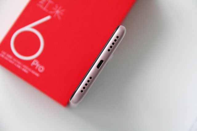 Xiaomi-Redmi-6-Pro-12.jpg