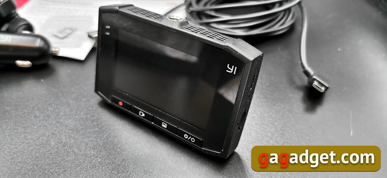 Подробный обзор видеорегистратора Yi Ultra Dash: умный гаджет для подстраховки-19