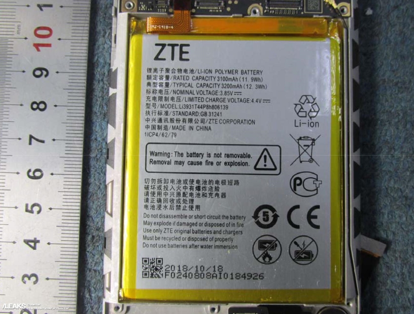 ZTE-Blade-V10-in-FCC-8.jpg