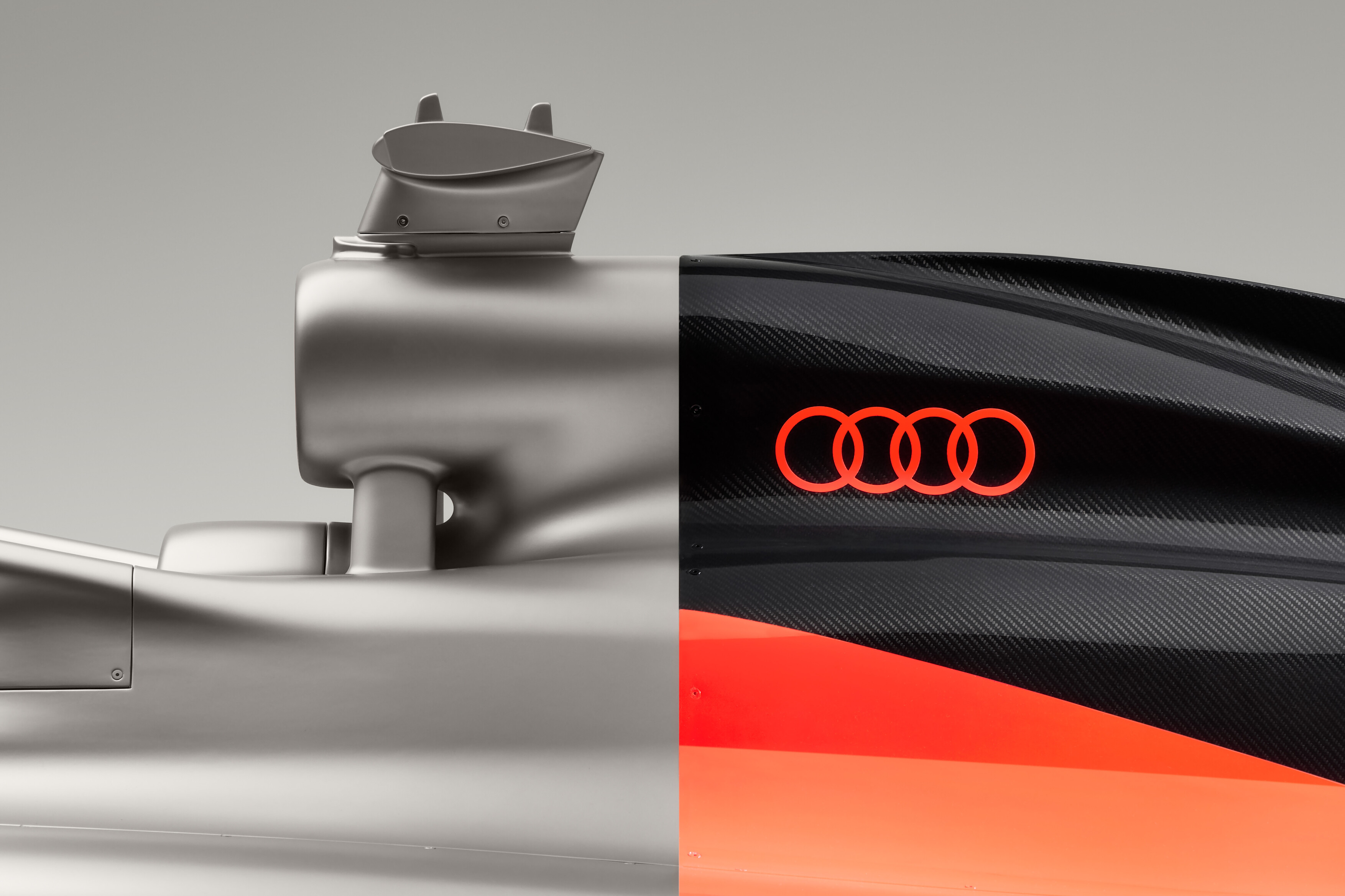 Audi Formula 1 Team photo 1