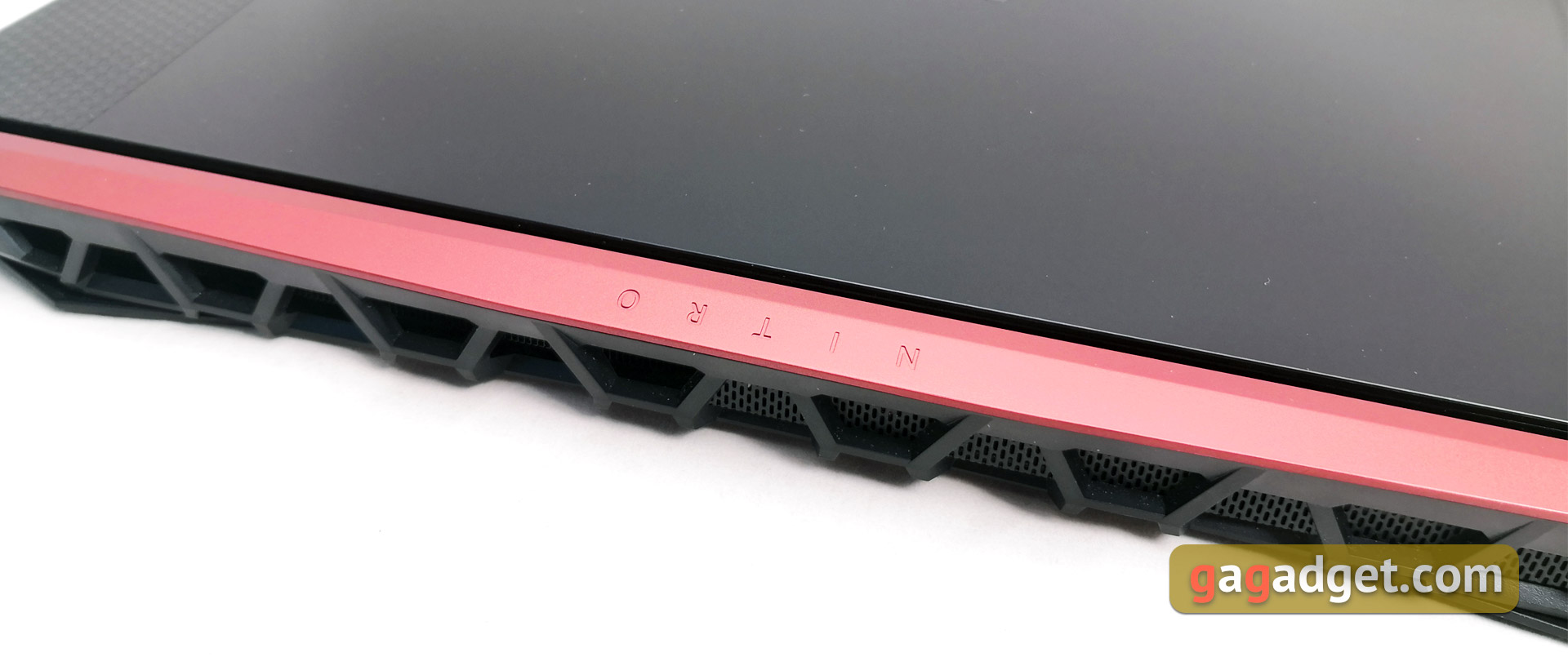 Обзор геймерского ноутбука Acer Nitro 5 AN515-54: недорогой и мощный-10