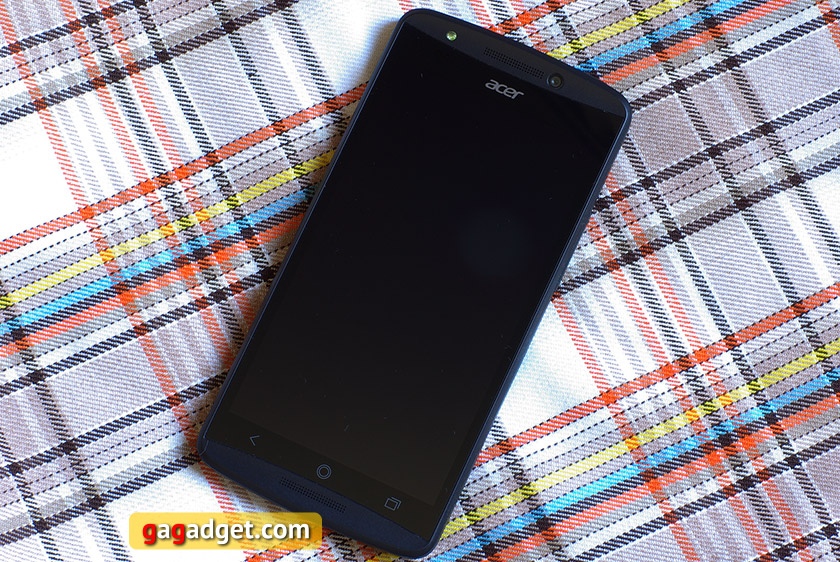 Обзор смартфона Acer Liquid E700: Android с тремя SIM-картами-2