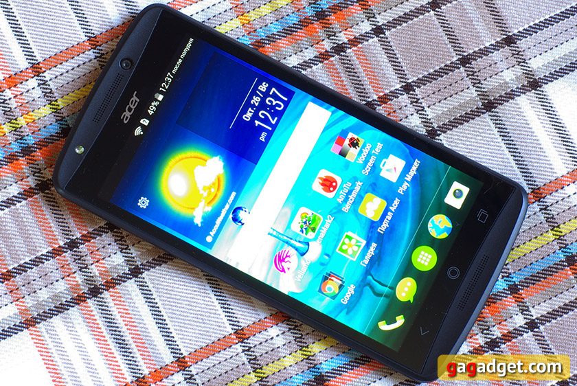 Обзор смартфона Acer Liquid E700: Android с тремя SIM-картами-8