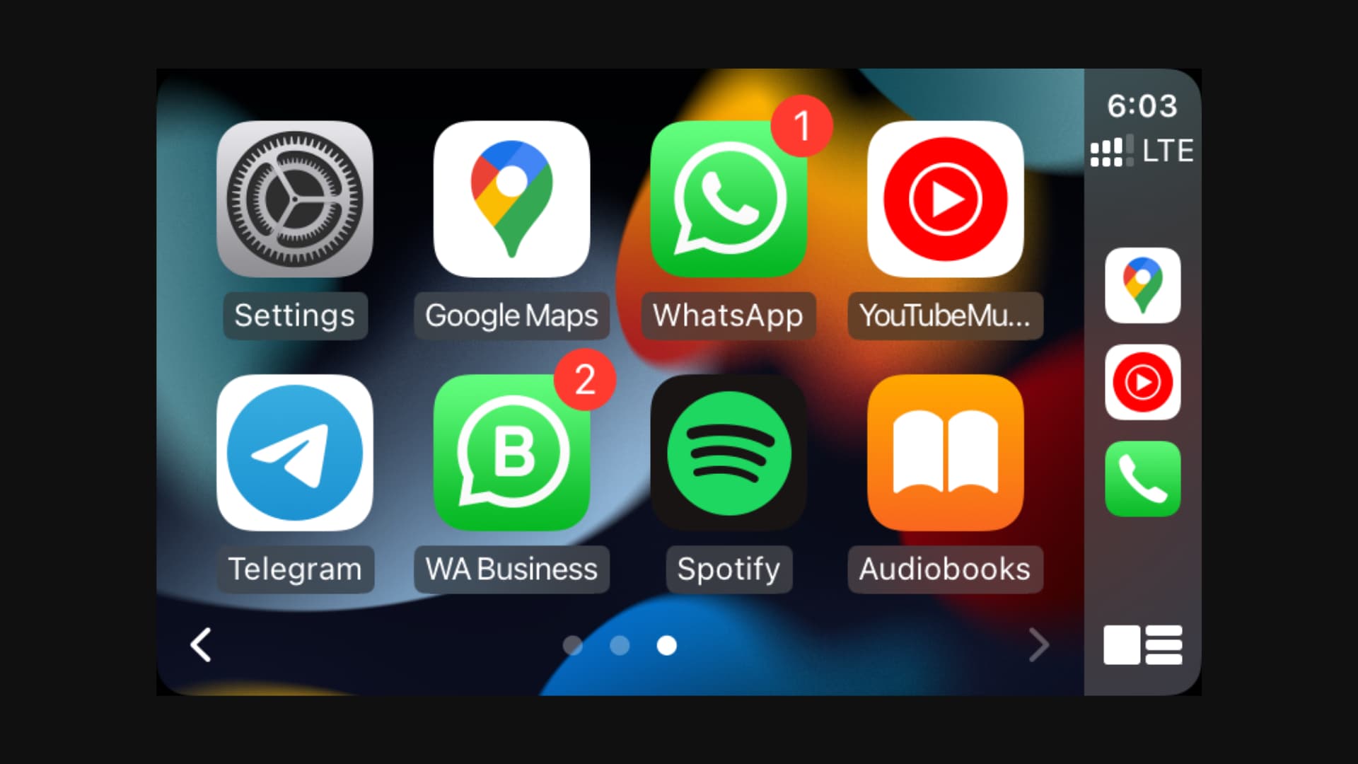 how to change apps on carplay