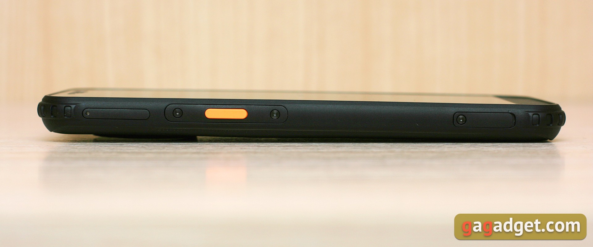 Обзор AGM H3: защищённый смартфон с камерой ночного видения -11
