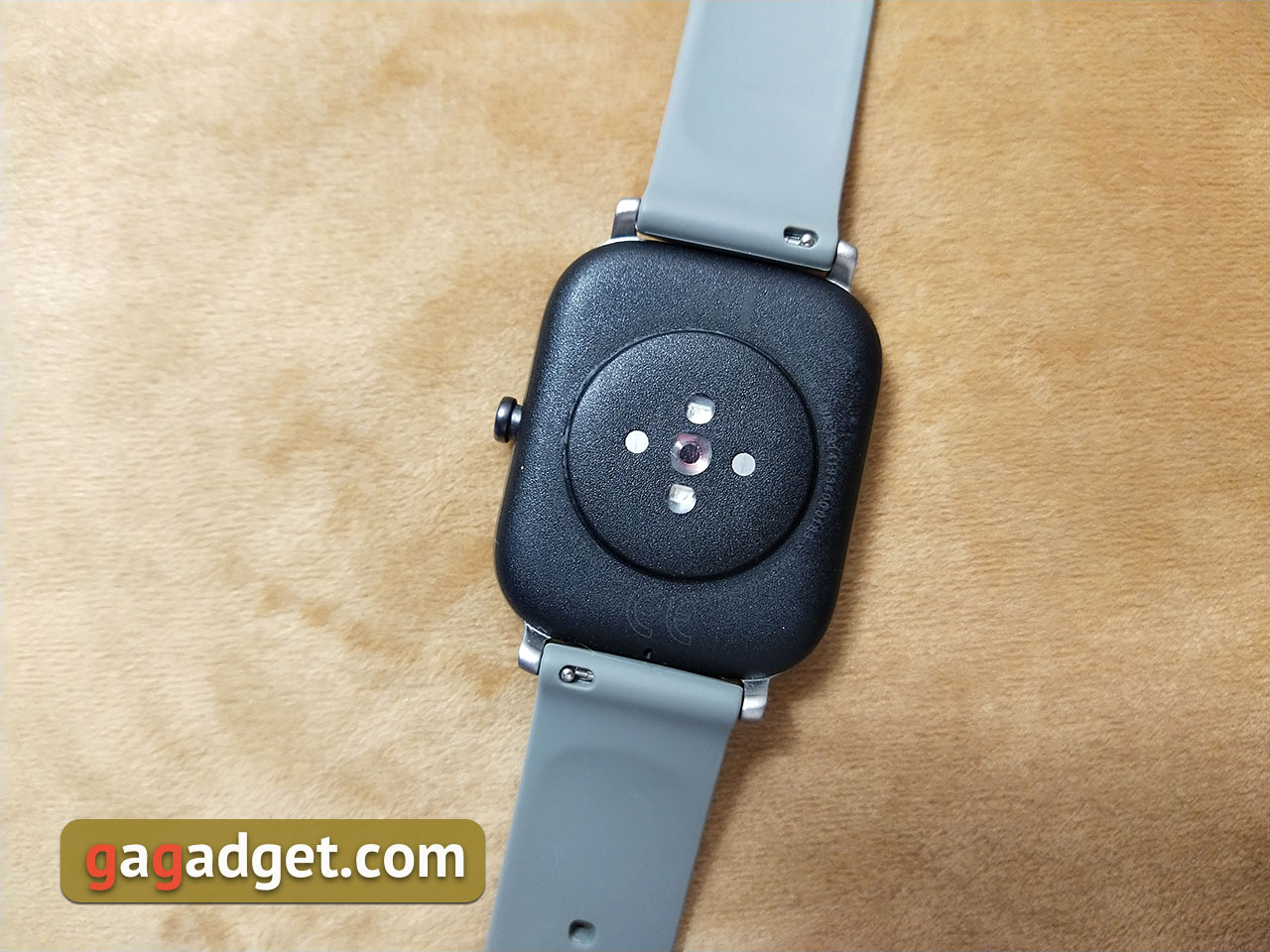 Огляд Amazfit GTS: Apple Watch для бідних?-11