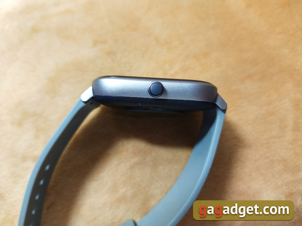 Огляд Amazfit GTS: Apple Watch для бідних?-12
