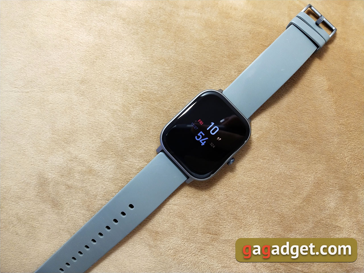 Огляд Amazfit GTS: Apple Watch для бідних?-6