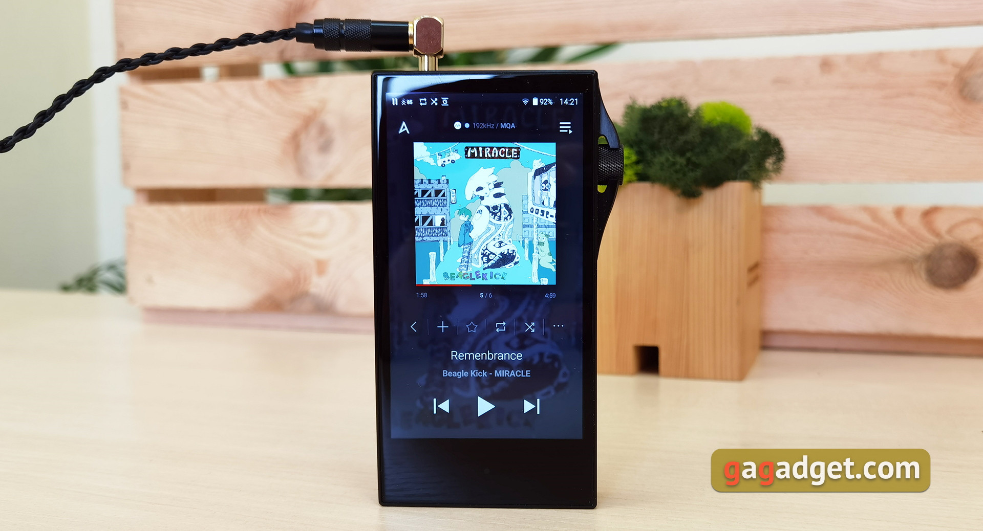 Astell&Kern SA700 Review: Magic Sound from the Integral Metal