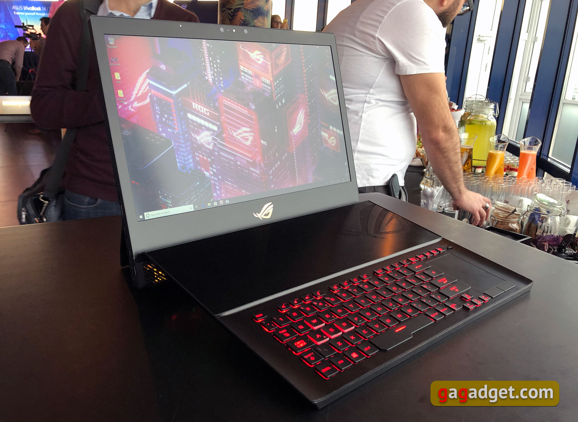 Новые ноутбуки ASUS ROG, ZenBook и VivoBook своими глазами-2