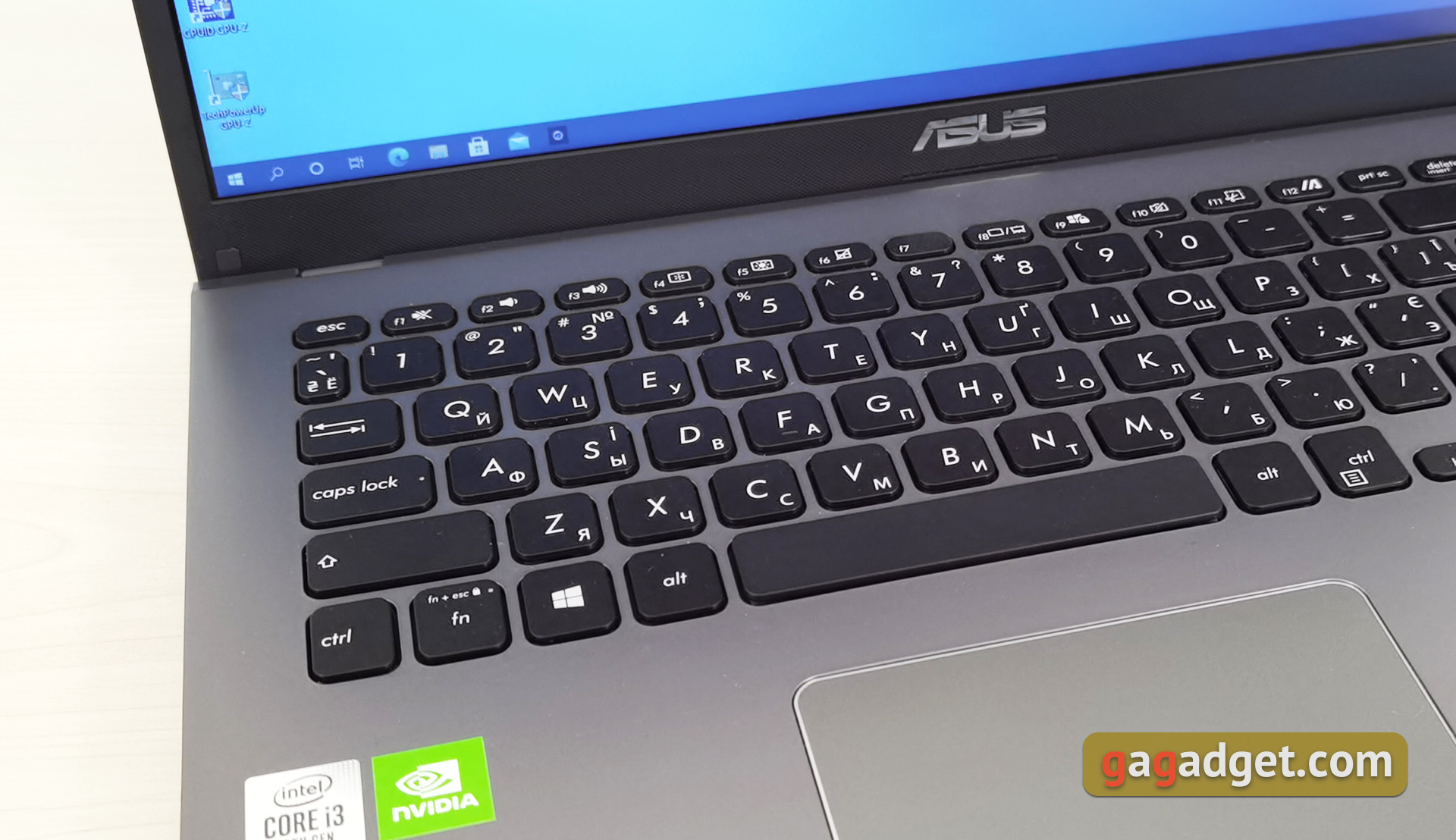 Обзор ASUS Laptop 15 X509JB: ноутбук начального уровня с процессором Intel Ice Lake-13