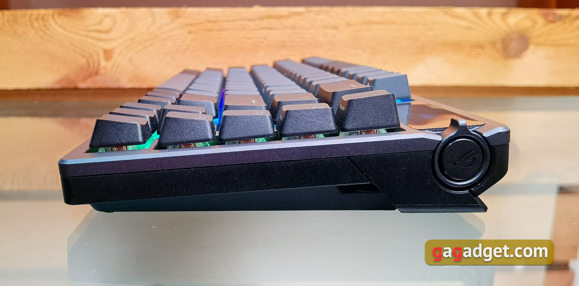 ASUS ROG Azoth-anmeldelse: det kompromissløse mekaniske tastaturet for gamere som du aldri hadde forventet deg-30