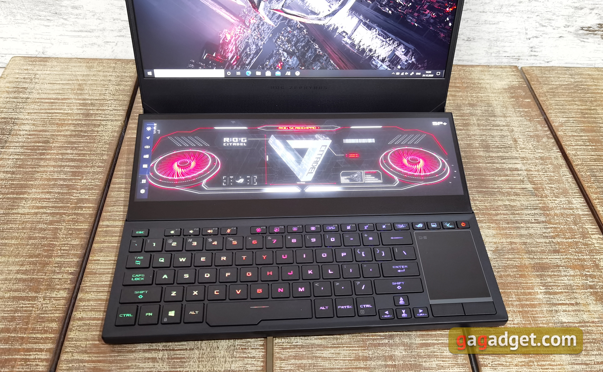 First Impressions: ASUS ROG gaming laptops with AMD processors and RTX 3000 series graphics seen in real!-5