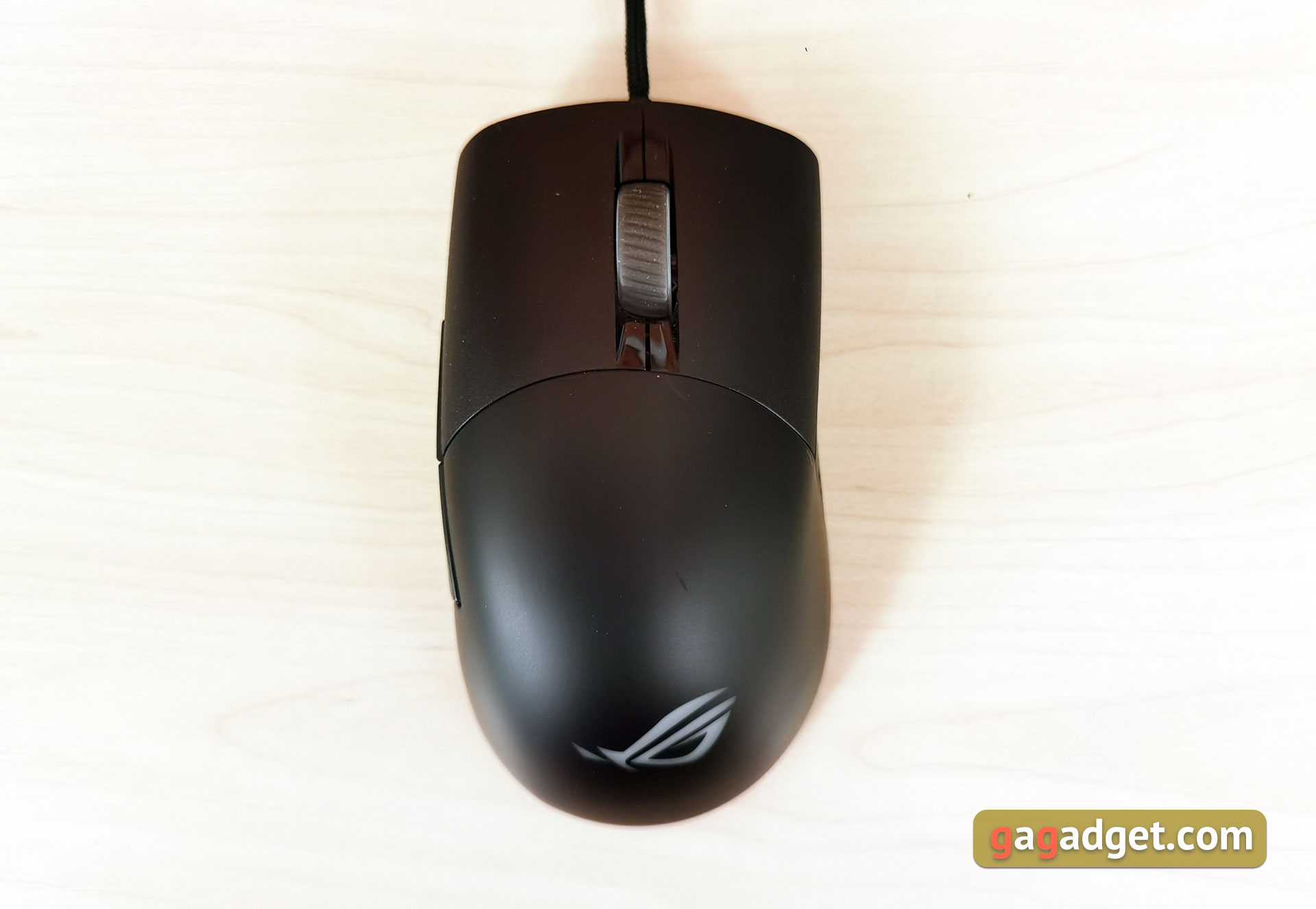 ASUS ROG Keris Review: Ultra-lightweight gaming mouse with responsive sensor-7