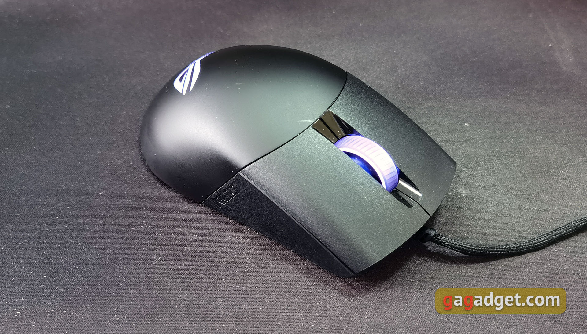 ASUS ROG Keris Review: Ultra-lightweight gaming mouse with responsive sensor-17