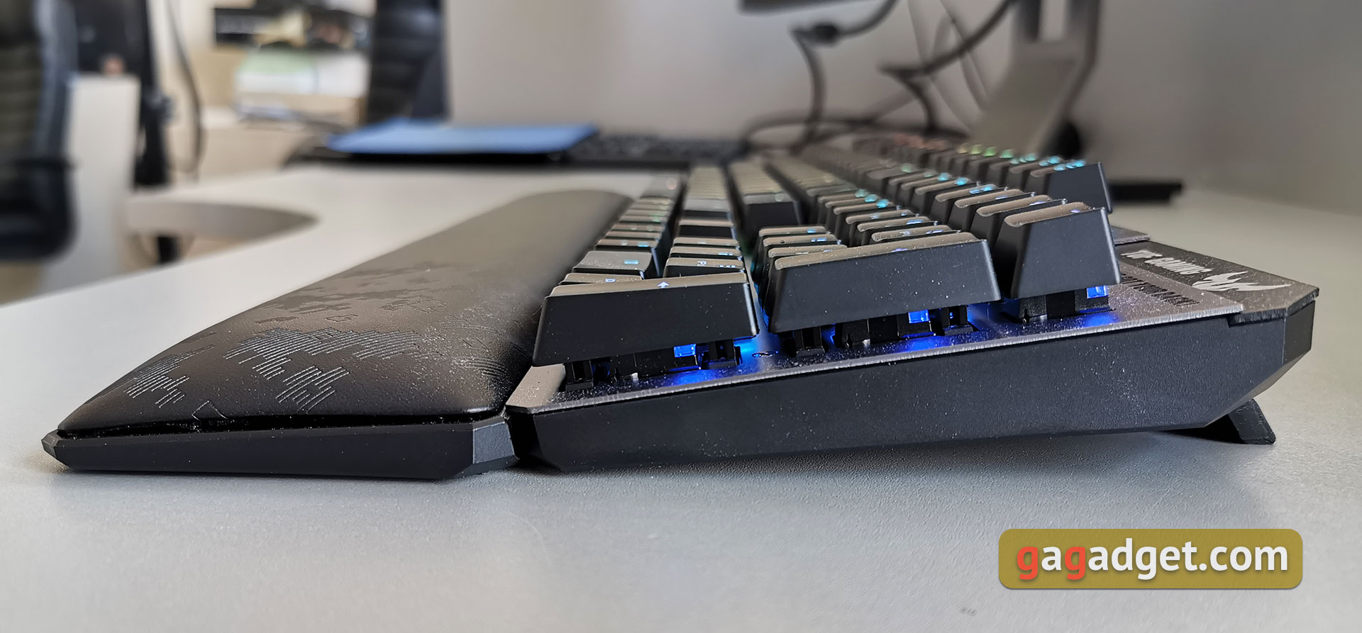 Обзор ASUS TUF Gaming K7: молниеносная игровая клавиатура с пыле- и влагозащитой-14
