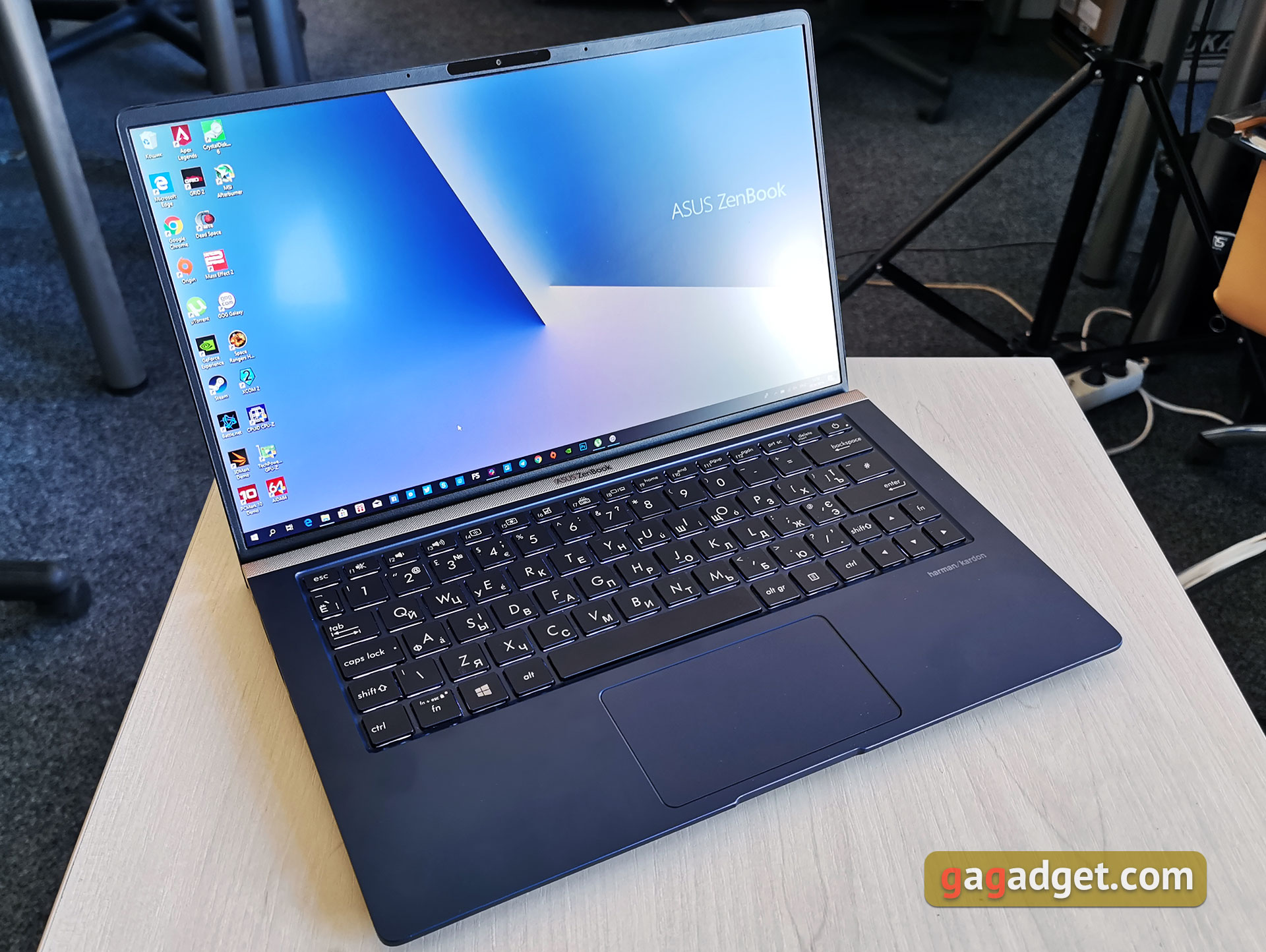 Огляд ASUS ZenBook 13 UX333FN: мобільність та продуктивність