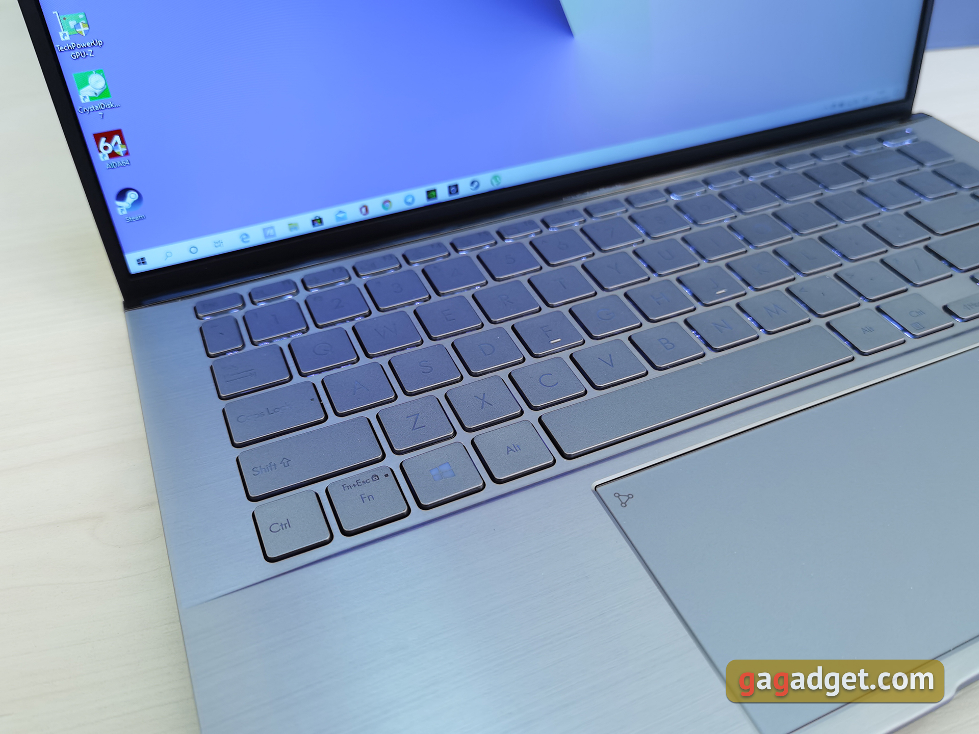 Обзор ноутбука ASUS ZenBook 14 UM433IQ: удачный симбиоз AMD и NVIDIA в компактном корпусе-26
