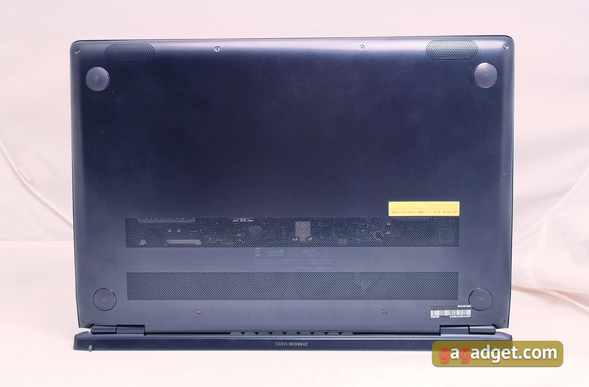 Обзор ASUS ZenBook Pro 14 UX450FD: компактный 14-дюймовый ноутбук с NVIDIA GeForce 1050 Max-Q-10