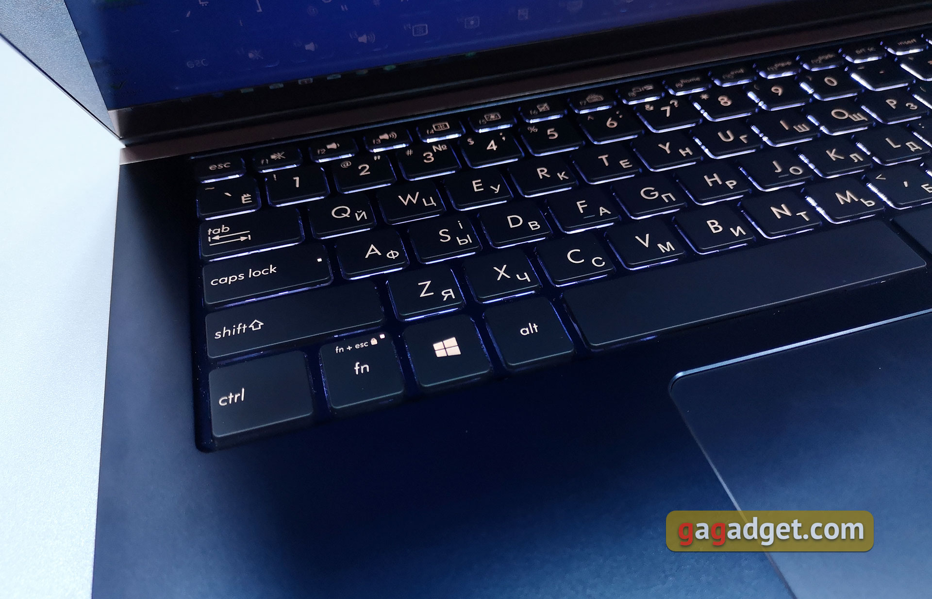 Обзор ASUS ZenBook Pro 14 UX450FD: компактный 14-дюймовый ноутбук с NVIDIA GeForce 1050 Max-Q-14