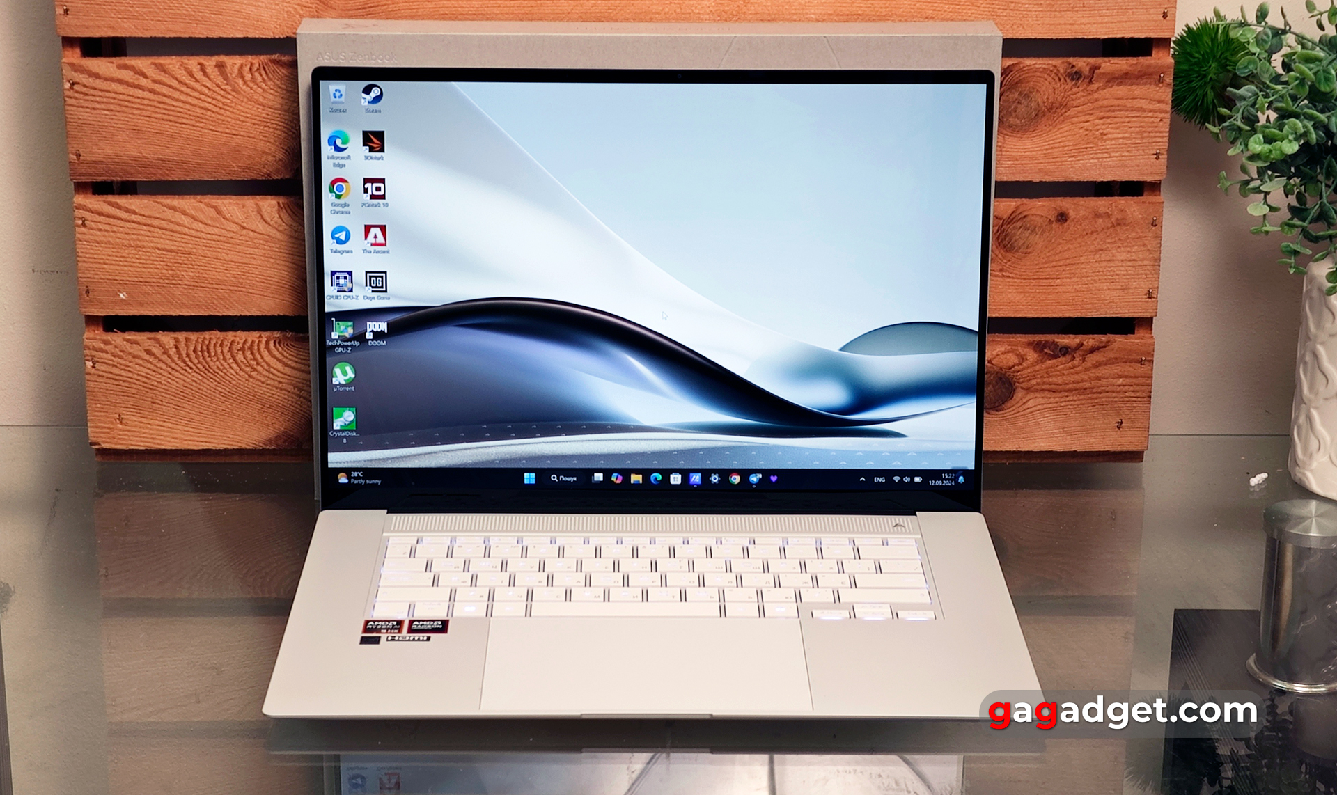 Огляд ASUS Zenbook S 16