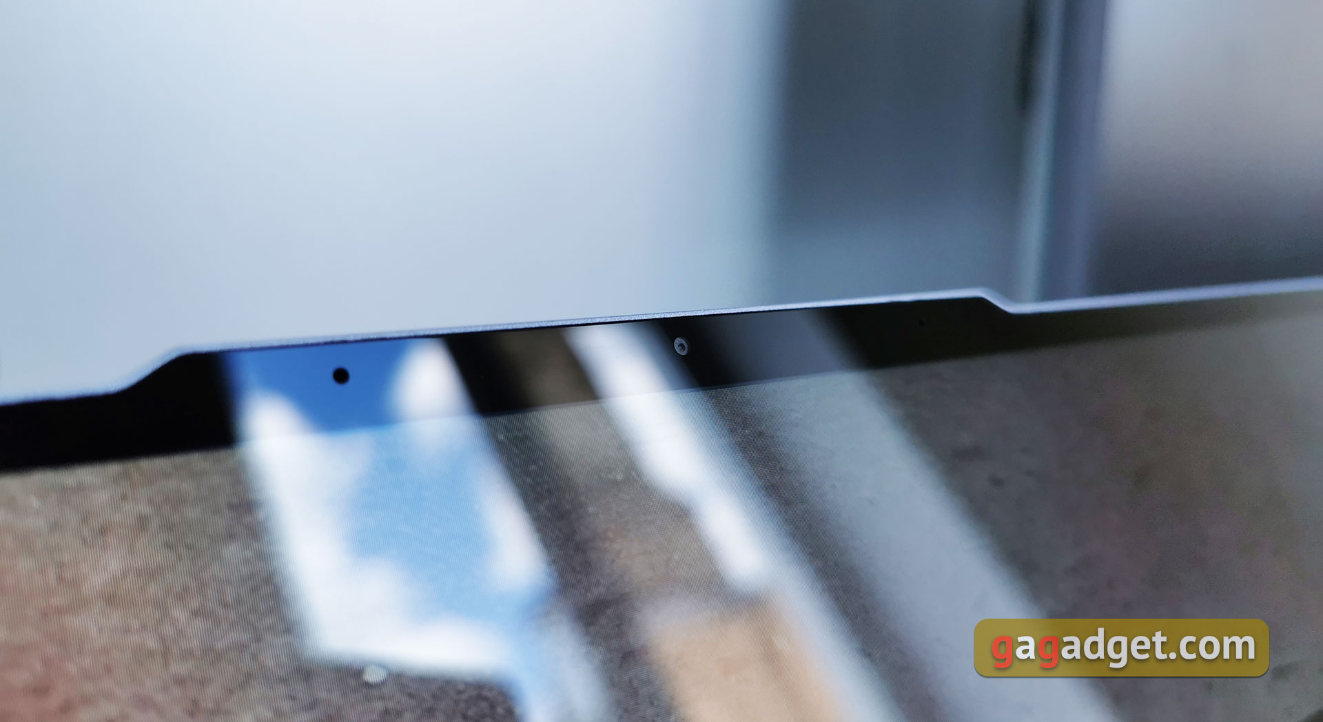 Огляд ASUS ZenBook S13: флагманський безрамковий ультрабук зі зворотним "монобровою"-7