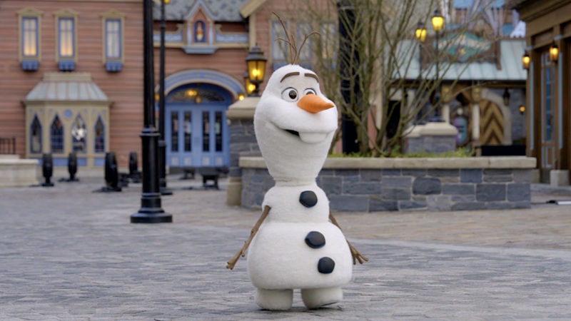 Animatronic Olaf by Disney